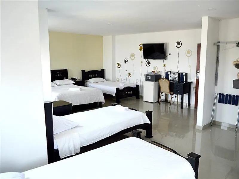 ***  Hotel Intersuites Barranquilla  Colombia