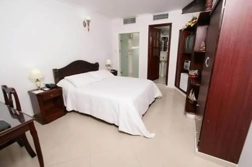 Hotel Intersuites Barranquilla