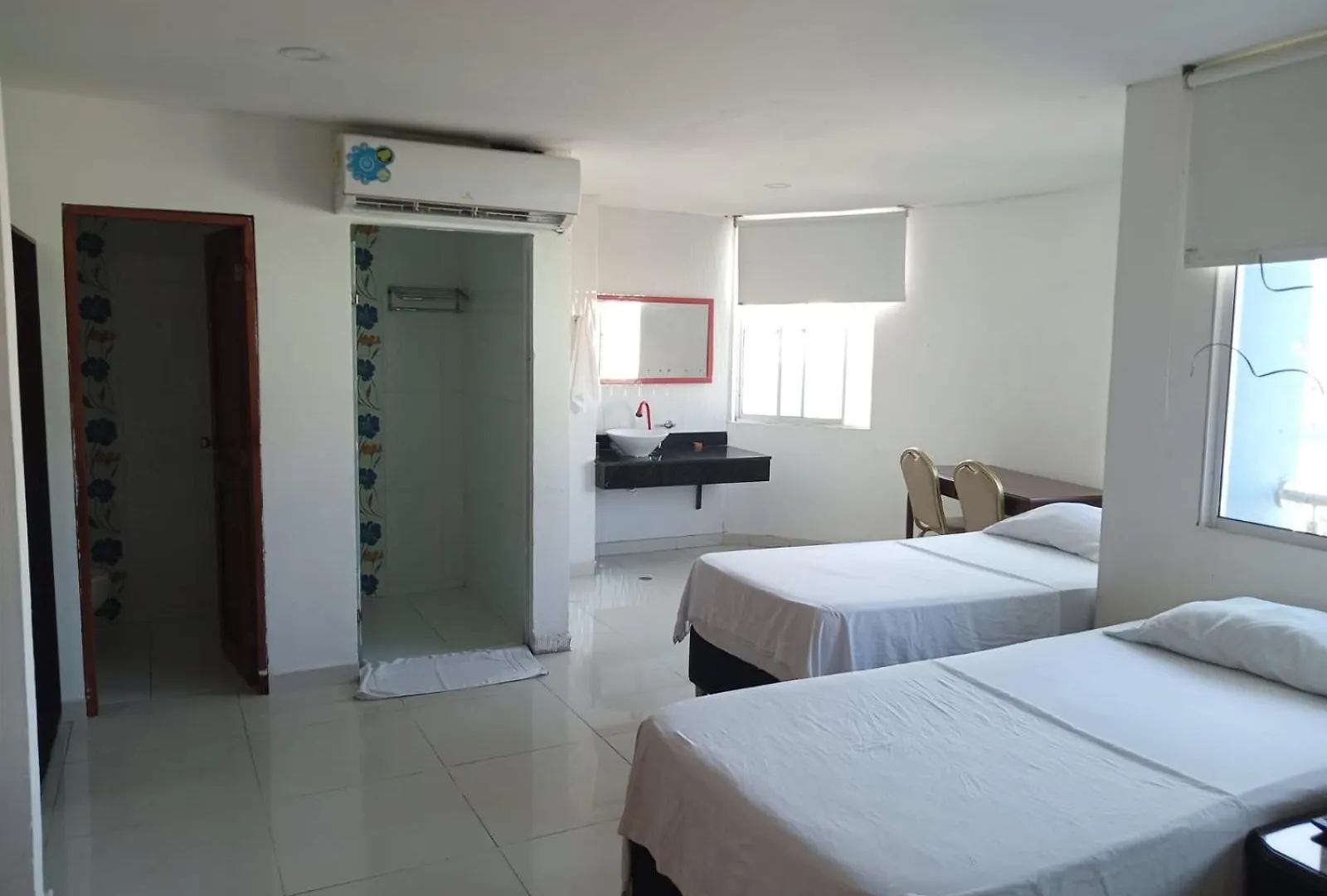 Hotel Intersuites Barranquilla  Barranquilla (Atlantico)