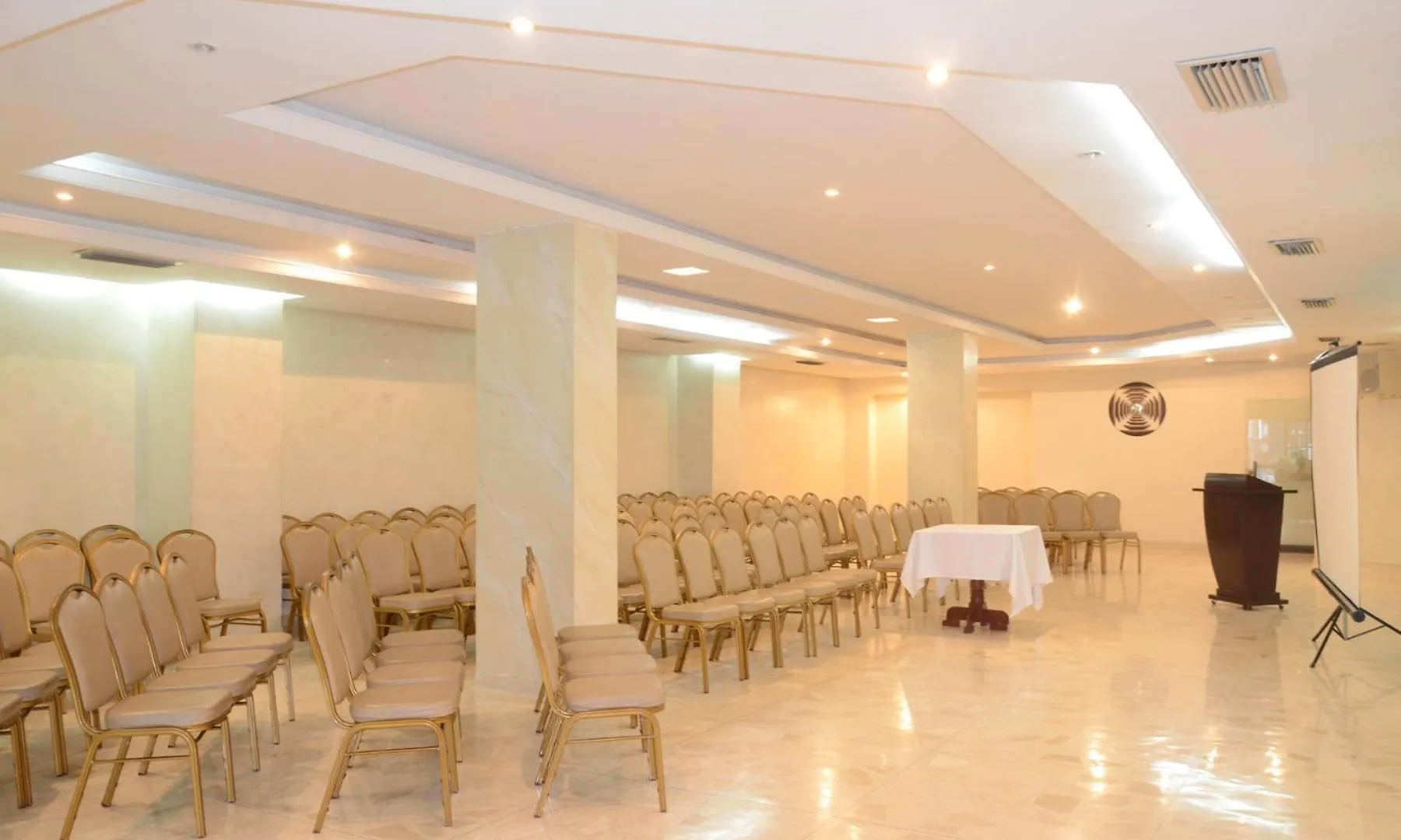 ***  Hotel Intersuites Barranquilla  Colombia